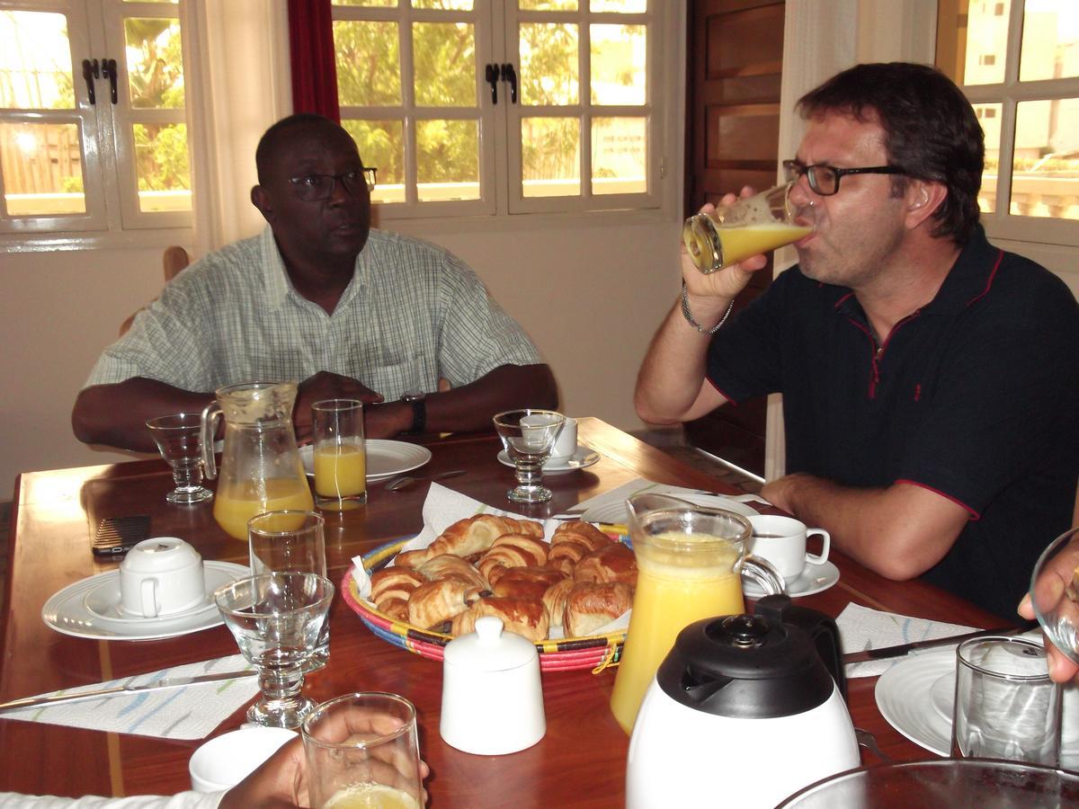 Best View Bed and Breakfast Lomé Esterno foto
