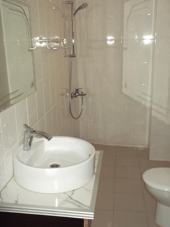 Best View Bed and Breakfast Lomé Esterno foto