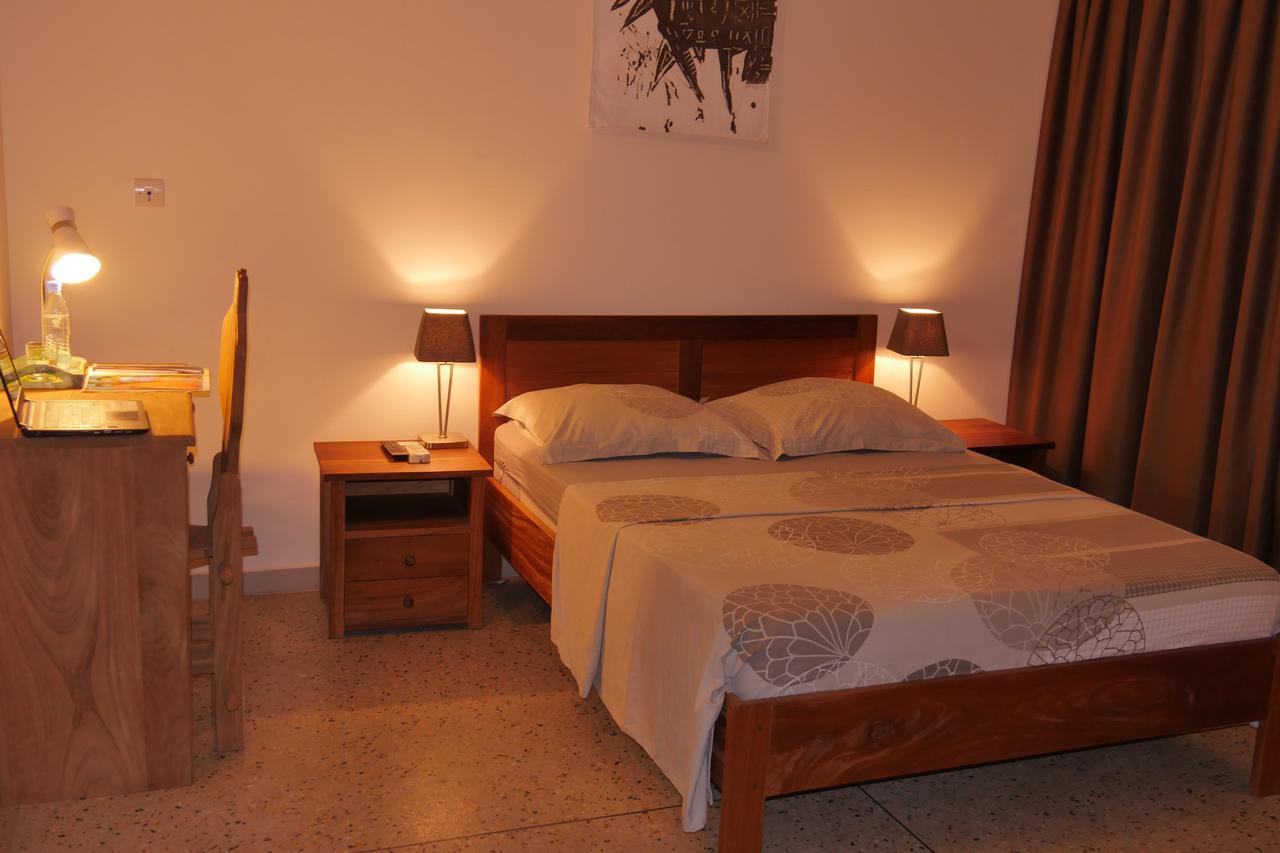 Best View Bed and Breakfast Lomé Esterno foto